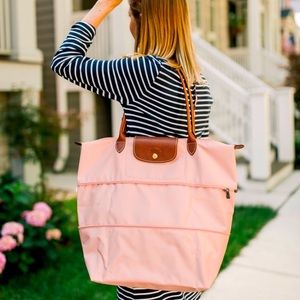 NWT Longchamp Expandable Tote-$225